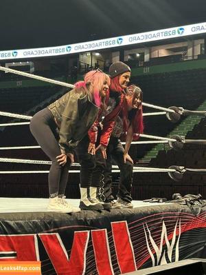 Bayley фото #0493