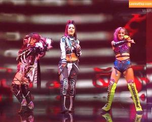 Bayley фото #0514