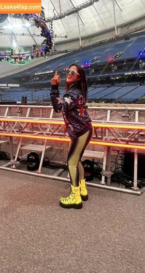 Bayley фото #0532