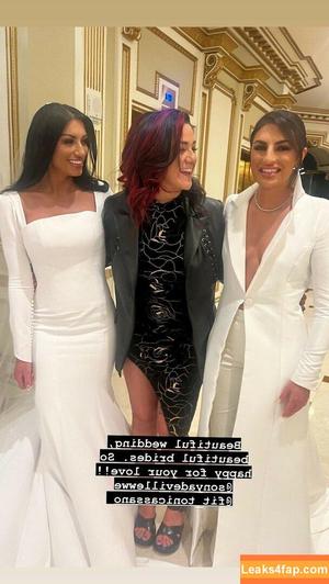 Bayley фото #0562