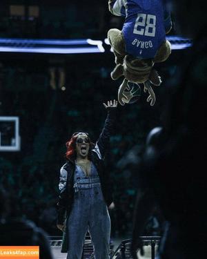 Bayley фото #0577