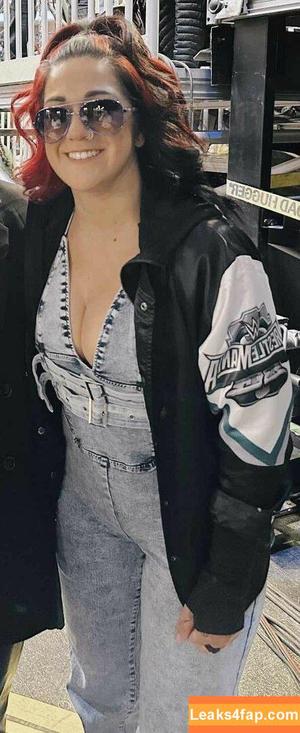 Bayley фото #0584