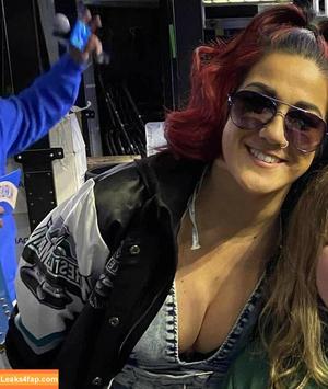 Bayley фото #0587