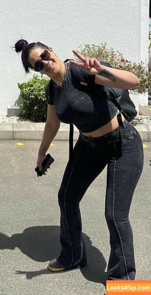 Bayley фото #0613