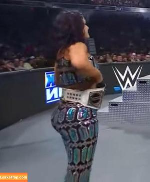 Bayley photo #0789