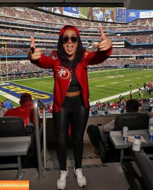 Bayley photo #0916