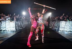 Bayley photo #0987