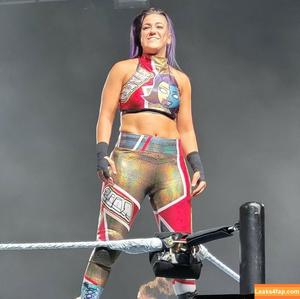 Bayley photo #1005