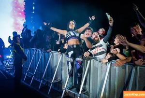 Bayley photo #1016