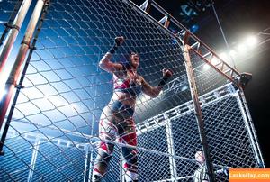Bayley photo #1019