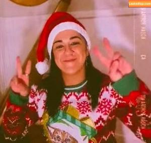 Bayley photo #1078