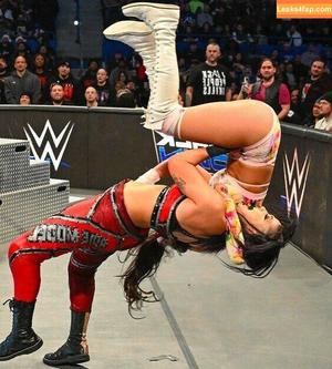 Bayley photo #1098