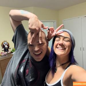 Bayley photo #1308