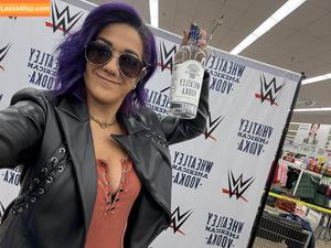 Bayley photo #1339