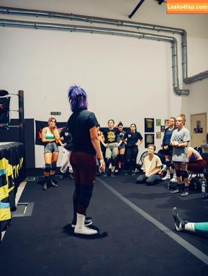 Bayley photo #1343