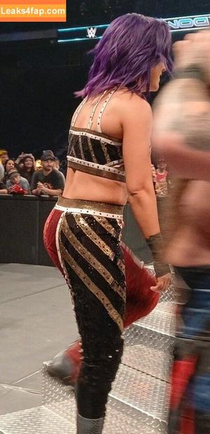 Bayley photo #1353