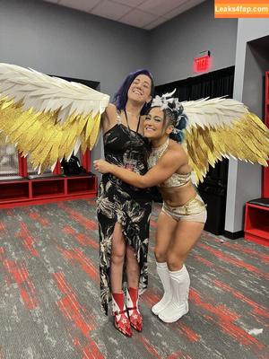 Bayley photo #1448