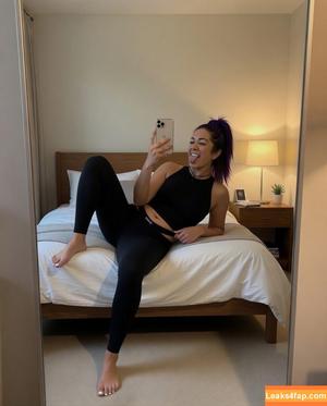 Bayley photo #1525