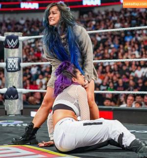 Bayley photo #1549
