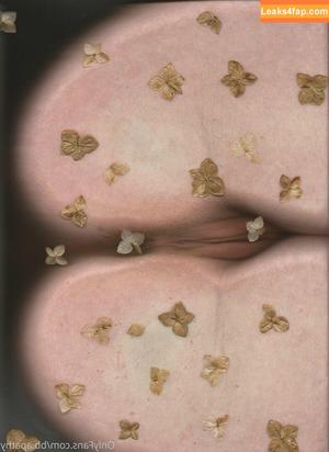bb.apathy photo #0019