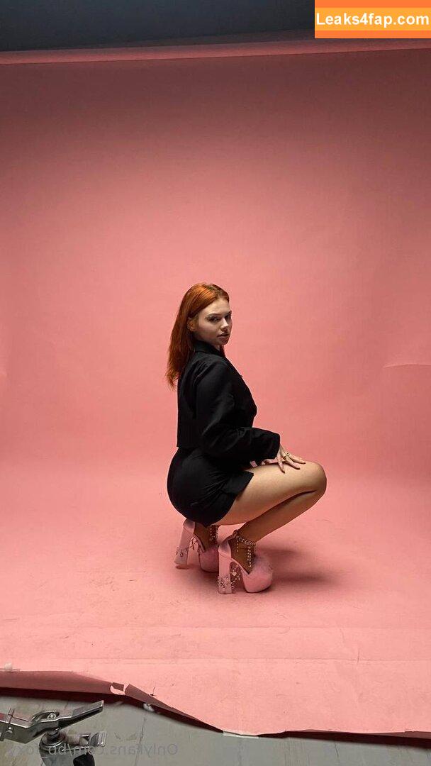 bb_foxy /  leaked photo photo #0015