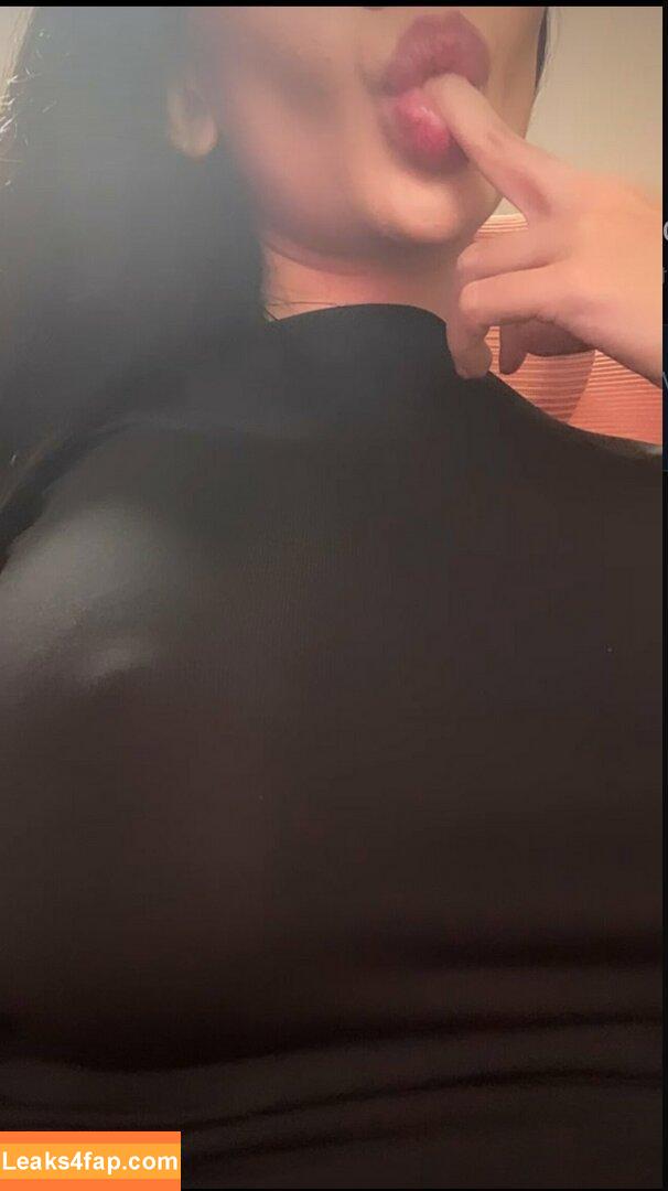 Bbbels333 / Lennyemelda leaked photo photo #0012