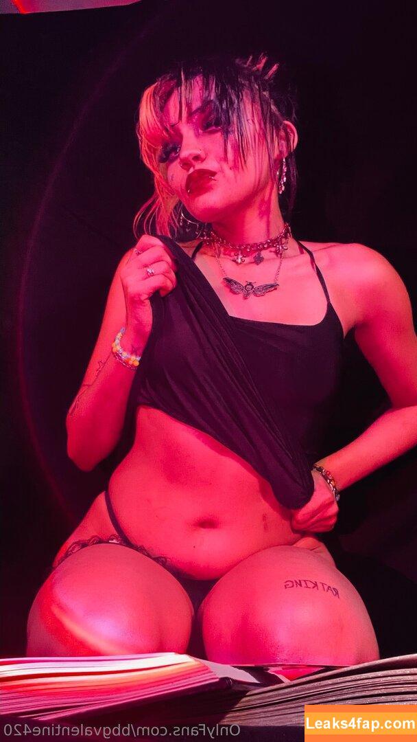 bbgvalentine420 /  leaked photo photo #0001