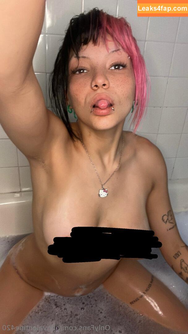 bbgvalentine420 /  leaked photo photo #0015