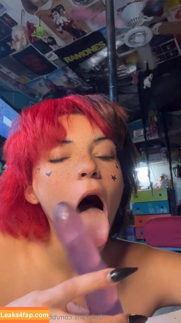 bbgvalentine420 /  leaked photo photo #0025