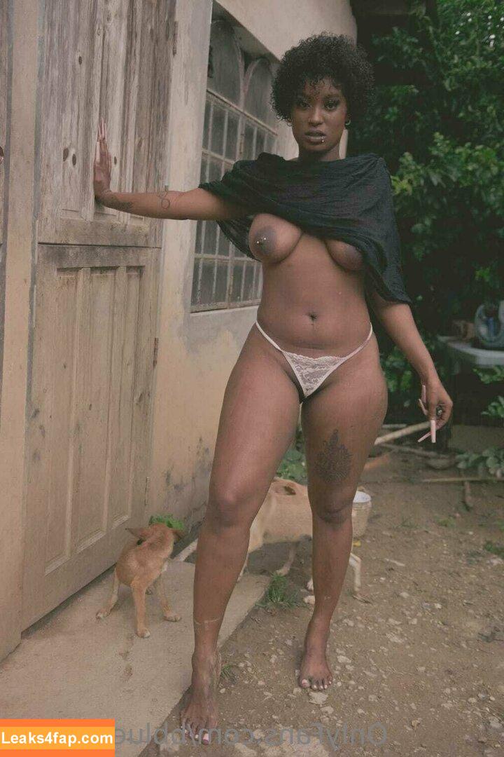 bbluedreamz /  leaked photo photo #0008