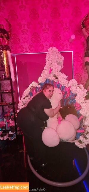 bbw_butterfly photo #0109