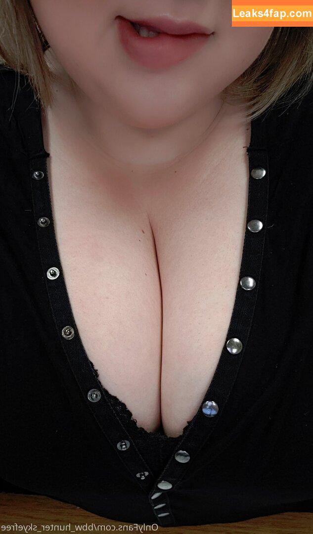 bbw_hunter_skyefree / bbw_hunter_skye leaked photo photo #0015