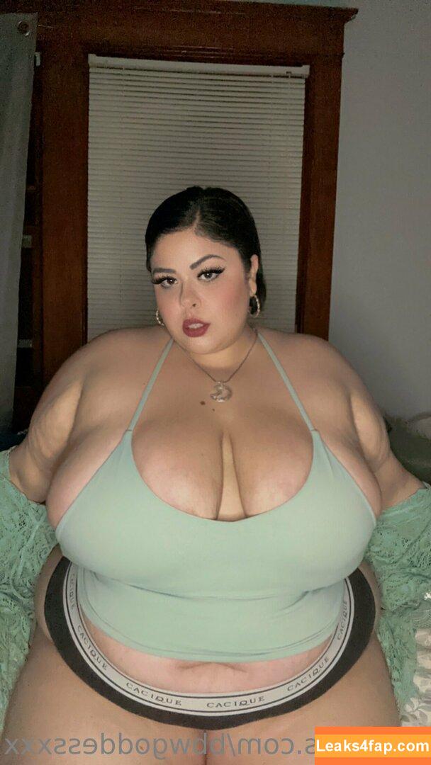 bbwgoddessxxx / mirandavictoriaaa leaked photo photo #0039