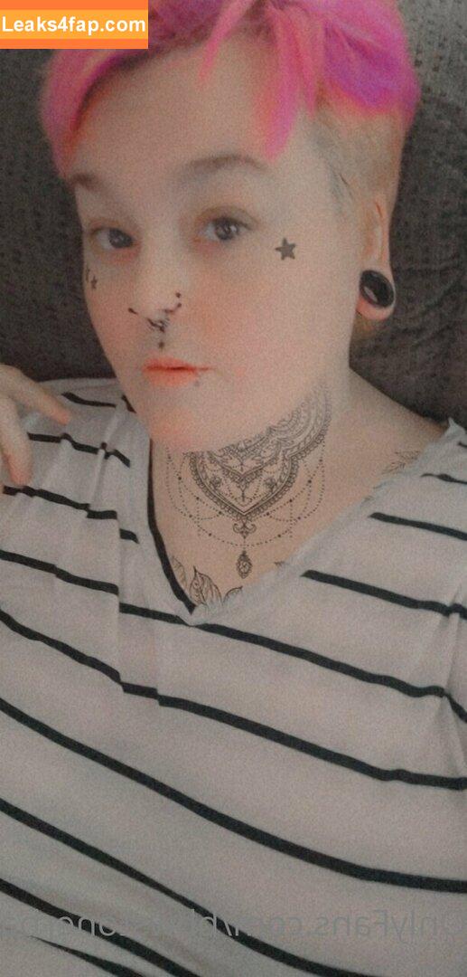 bbwstonerdoll /  leaked photo photo #0023