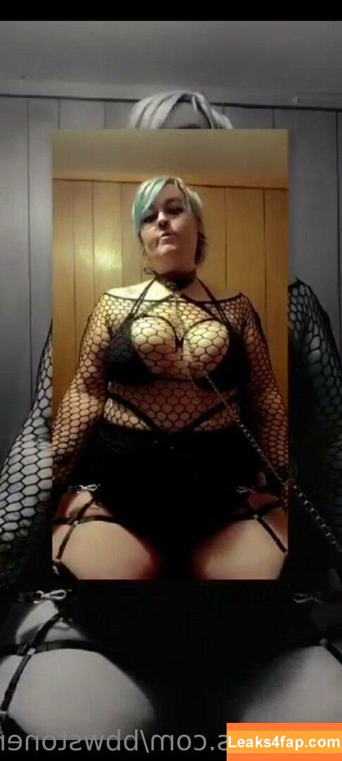 bbwstonerdoll /  leaked photo photo #0043