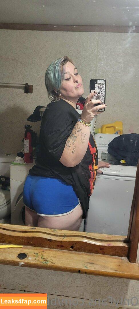 bbwstonerdoll /  leaked photo photo #0049