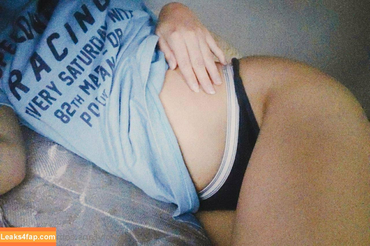 bby_ashley / bbyashley._ leaked photo photo #0017