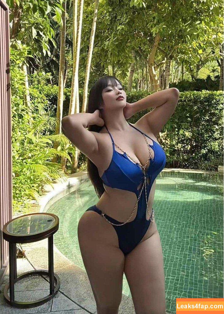 bby.naomimi / nakedbabynaomi / naomiiper / naomipayant / naomiperri_xo leaked photo photo #0013