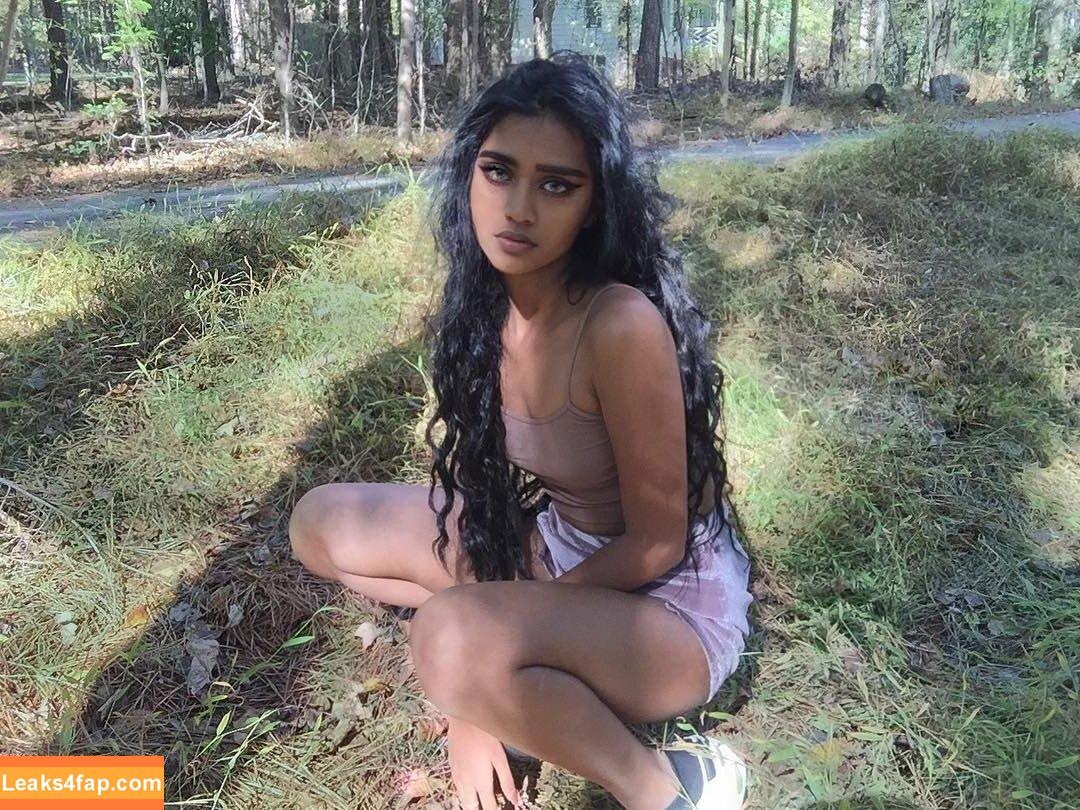 bbyg6rl / bbygrll leaked photo photo #0043