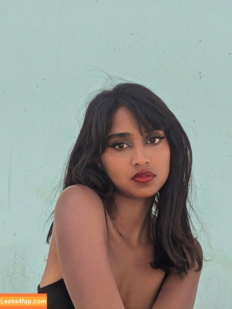 bbyg6rl / bbygrll leaked photo photo #0133