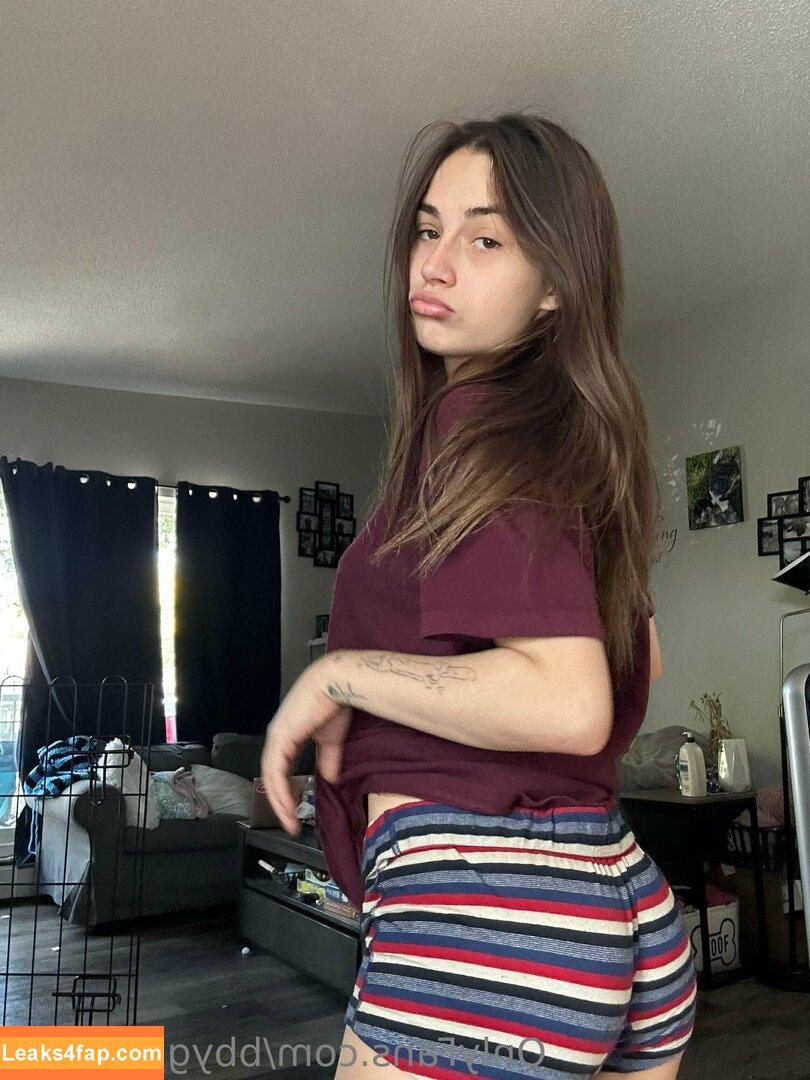 bbygirlmari.2 / bbygirllmari leaked photo photo #0010