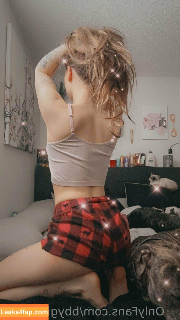 bbygirlmari.2 / bbygirllmari leaked photo photo #0025