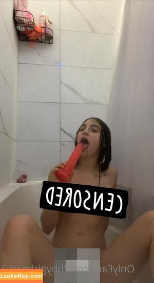 bbygirlmari.2 photo #0004