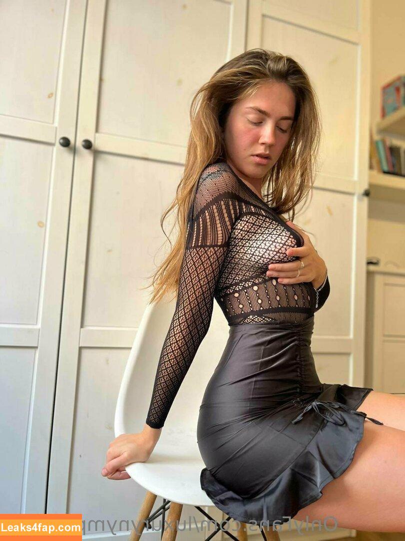 bbyhentaihatahee / aminavalentino / luxurynymphoman / whatisthemaximumcapacityonthis leaked photo photo #0009