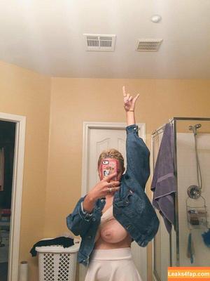 bbywolf666 photo #0006