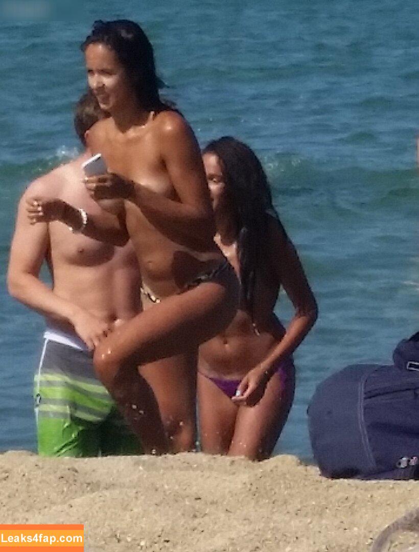 Beach /  leaked photo photo #0205