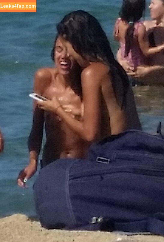 Beach /  leaked photo photo #0219