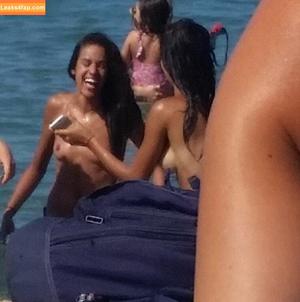 Beach photo #0220