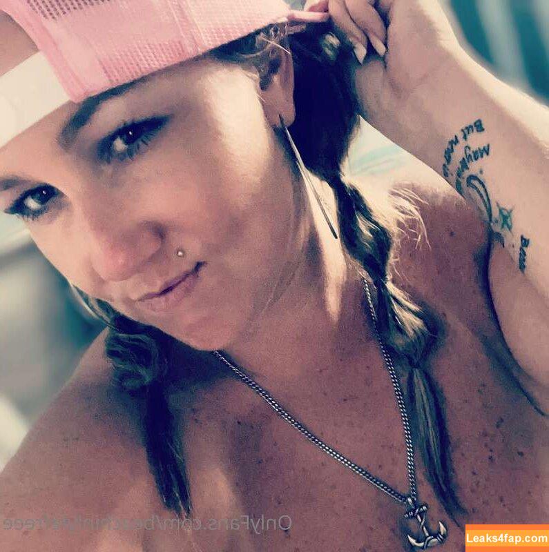 beachinsexilyfe / https: leaked photo photo #0014