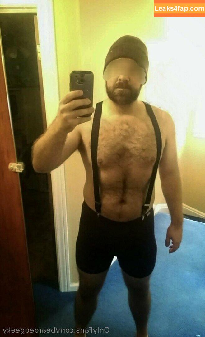 beardedgeeky / bearded_and_geeky leaked photo photo #0026